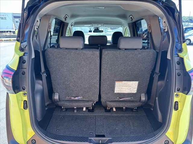 TOYOTA SIENTA HYBRID 2018