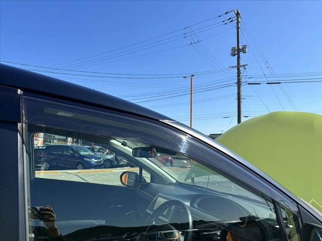 TOYOTA SIENTA HYBRID 2018