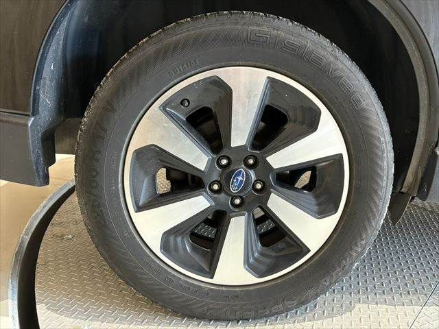 SUBARU FORESTER 2017