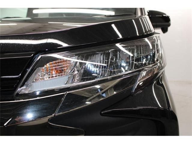 TOYOTA NOAH HYBRID 2023