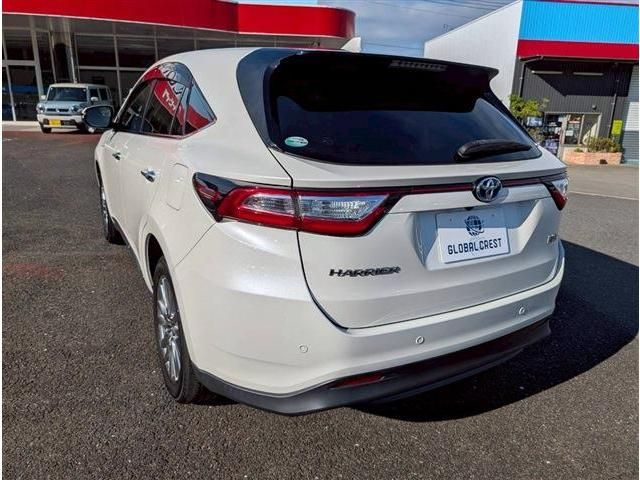 TOYOTA HARRIER HYBRID 2019