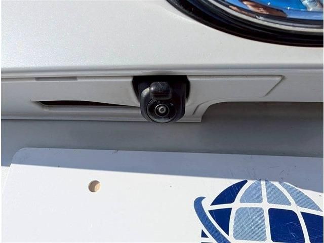 TOYOTA HARRIER HYBRID 2019