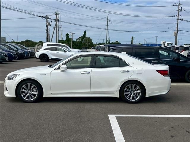 TOYOTA CROWN sedan hybrid 2017