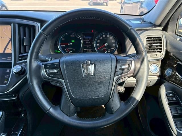 TOYOTA CROWN sedan hybrid 2017