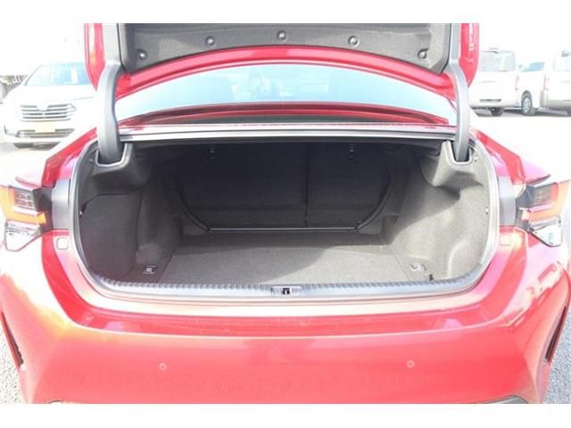 TOYOTA LEXUS RC300h 2023