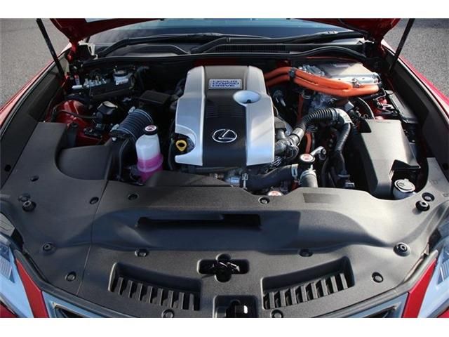 TOYOTA LEXUS RC300h 2023