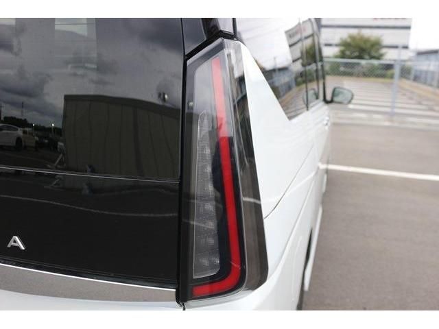 NISSAN SERENA  WG 2023