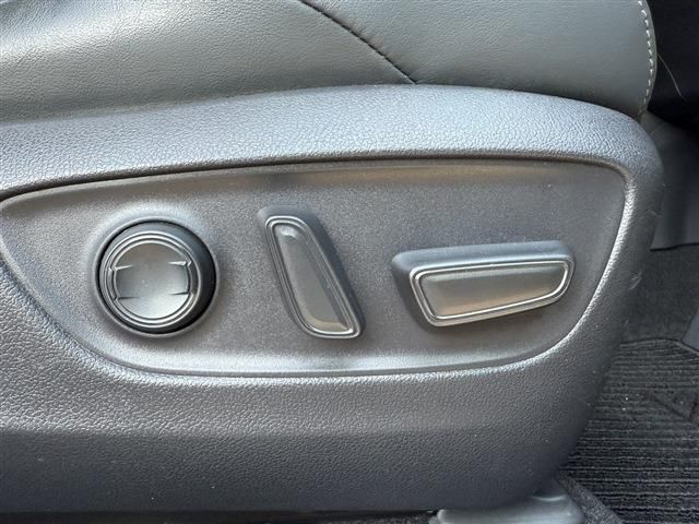 TOYOTA HARRIER HYBRID 2021