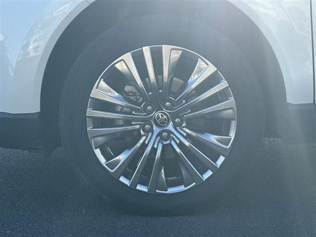 TOYOTA HARRIER HYBRID 2021