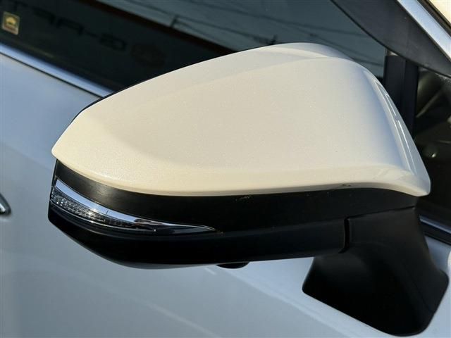 TOYOTA HARRIER HYBRID 2021