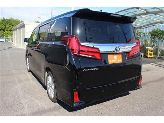 TOYOTA ALPHARD 2020