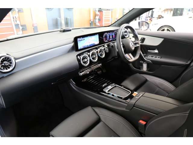 MERCEDES BENZ MERCEDES BENZ A class 2024