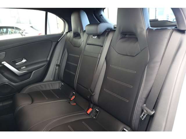 MERCEDES BENZ MERCEDES BENZ A class 2024