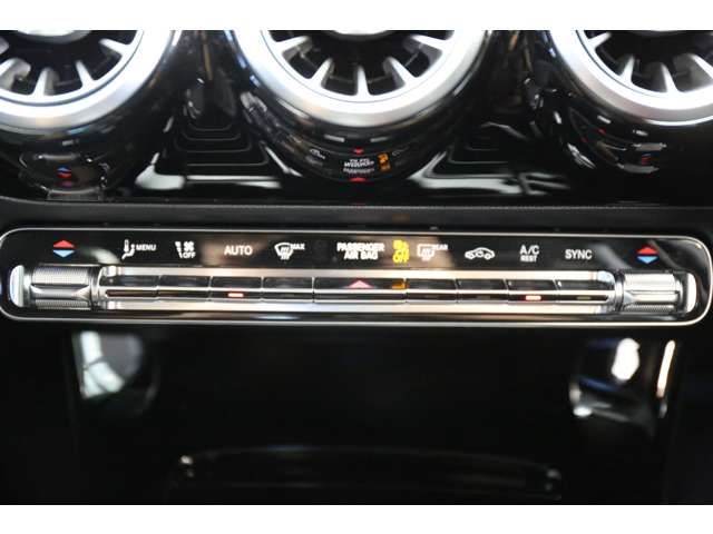 MERCEDES BENZ MERCEDES BENZ A class 2024