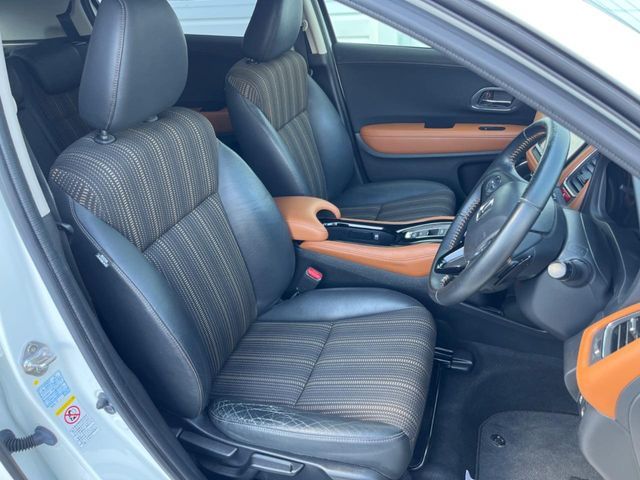 HONDA VEZEL HYBRID 2015