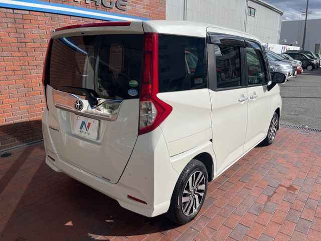 TOYOTA ROOMY 2019