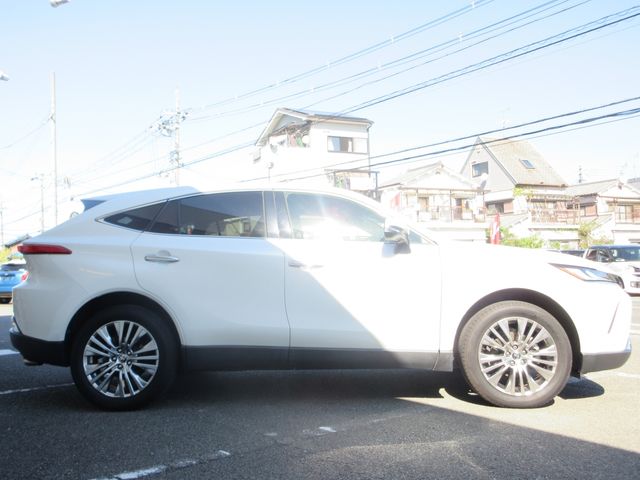 TOYOTA HARRIER 2WD 2020