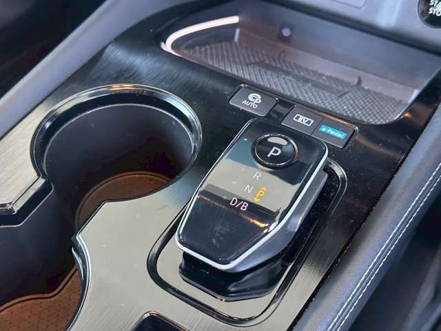 NISSAN X-TRAIL HYBRID 4WD 2023