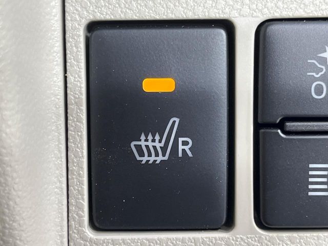 DAIHATSU TANTO 4WD 2017