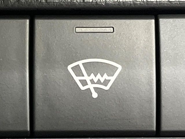 TOYOTA HARRIER HYBRID 2021