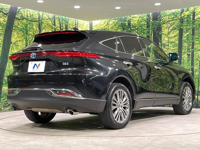 TOYOTA HARRIER HYBRID 2021
