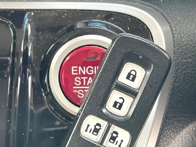 HONDA N BOX CUSTOM 2015