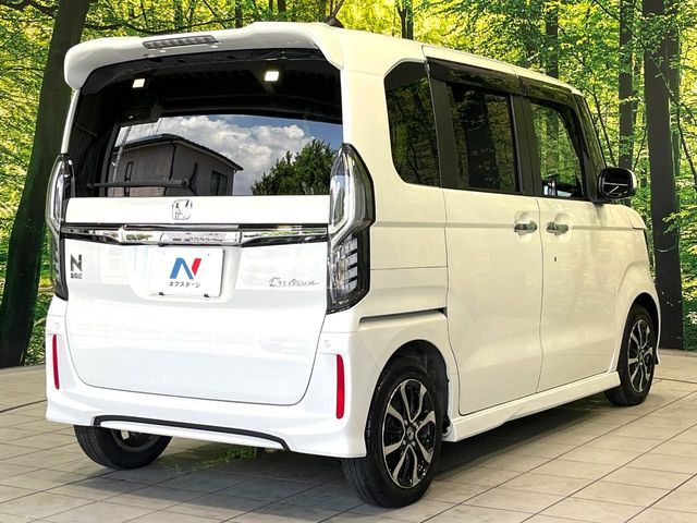 HONDA N BOX CUSTOM 2018