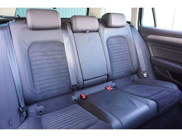 VOLKSWAGEN VOLKSWAGEN PASSAT VARIANT 2019