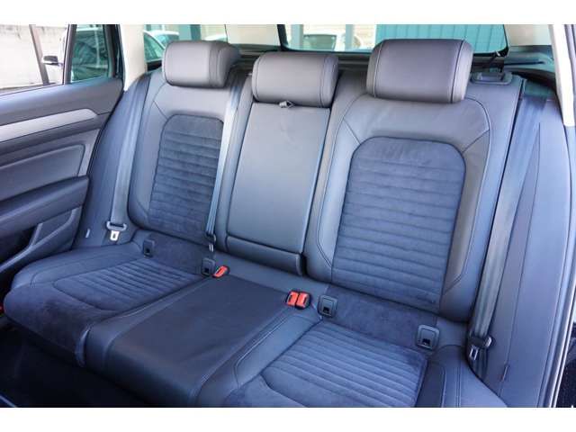 VOLKSWAGEN VOLKSWAGEN PASSAT VARIANT 2019