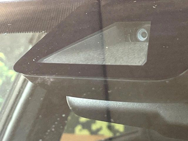 TOYOTA HARRIER 2WD 2019