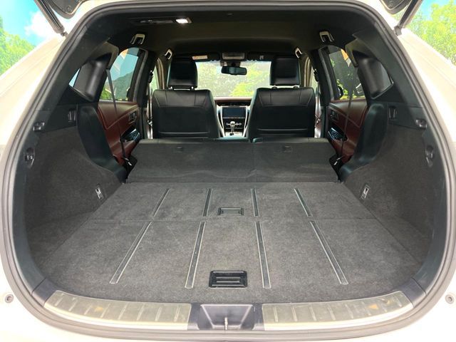 TOYOTA HARRIER 2WD 2019