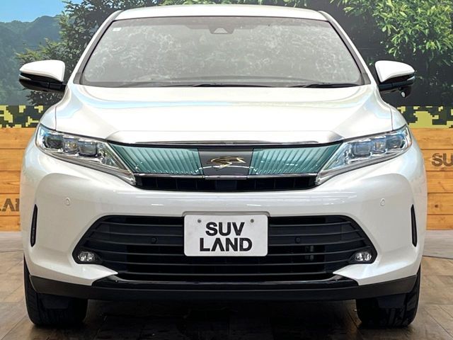 TOYOTA HARRIER 2WD 2019