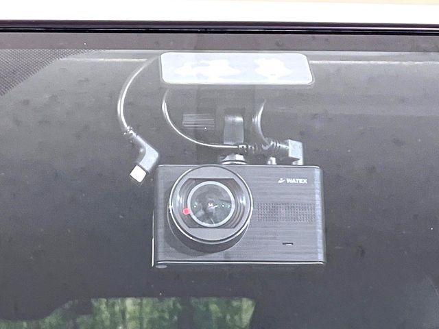 TOYOTA HIACE van 4WD 2018