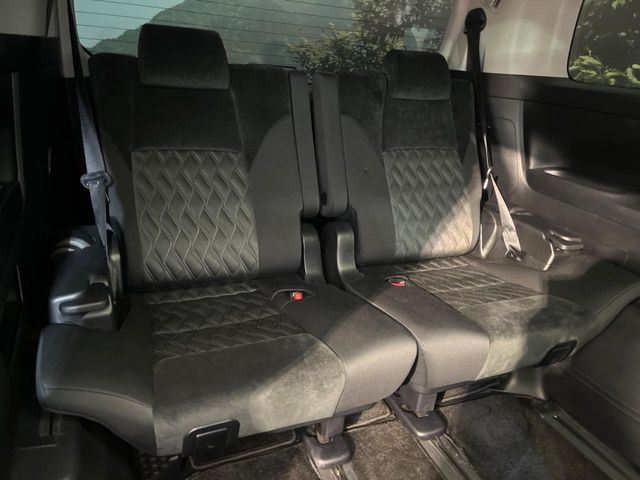 TOYOTA VELLFIRE 2018