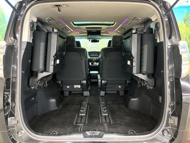 TOYOTA VELLFIRE 2018