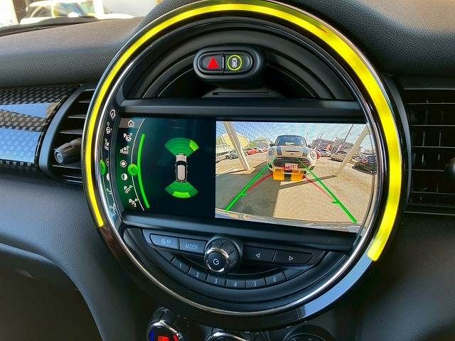 BMW MINI COOPER SD 2021