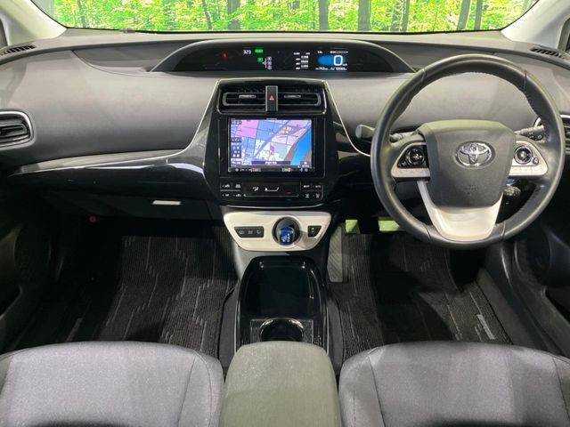 TOYOTA PRIUS PHV 2017