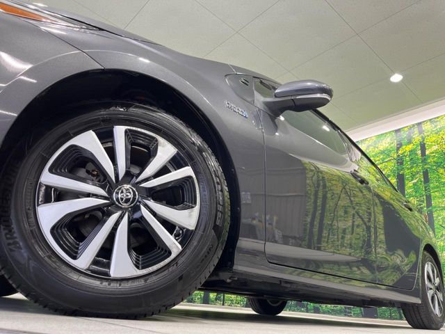 TOYOTA PRIUS PHV 2017