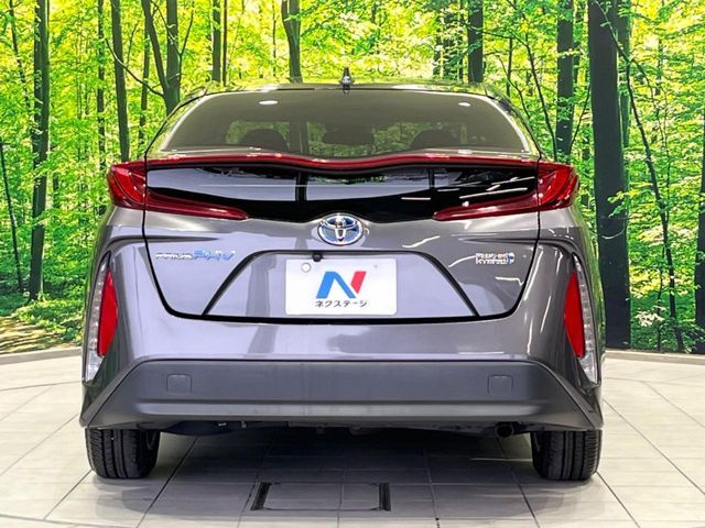 TOYOTA PRIUS PHV 2017