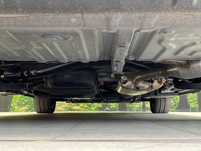 TOYOTA VOXY HYBRID 2022