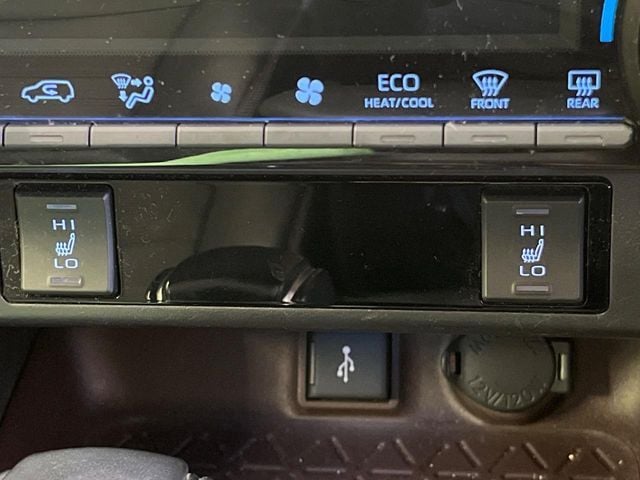 TOYOTA RAV4 4WD 2020