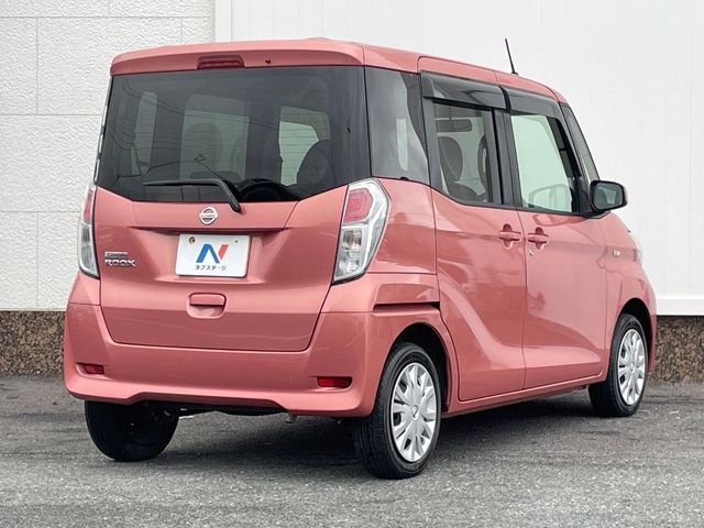 NISSAN DAYZ ROOX 2017