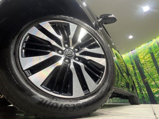 TOYOTA VELLFIRE 4WD 2018