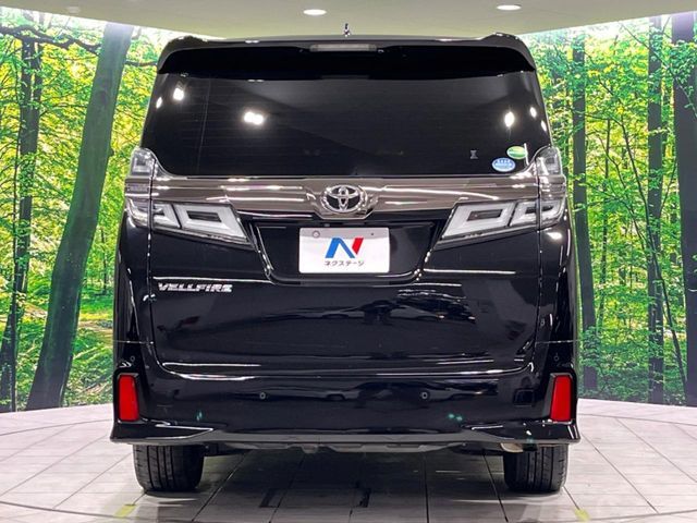 TOYOTA VELLFIRE 4WD 2018