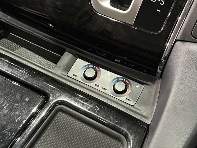 TOYOTA VELLFIRE  HYBRID 4WD 2018