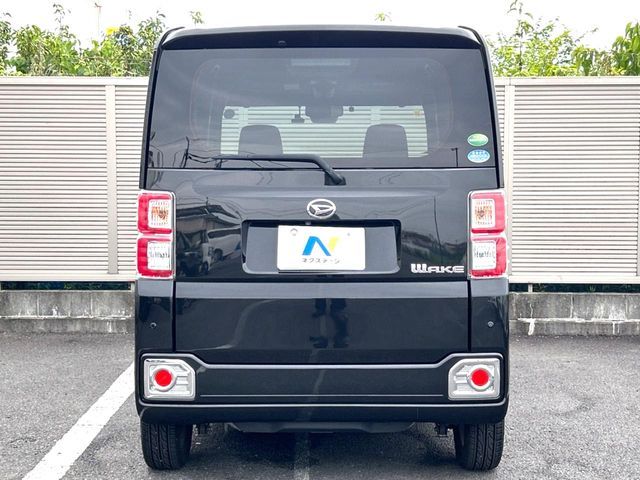 DAIHATSU WAKE 2018