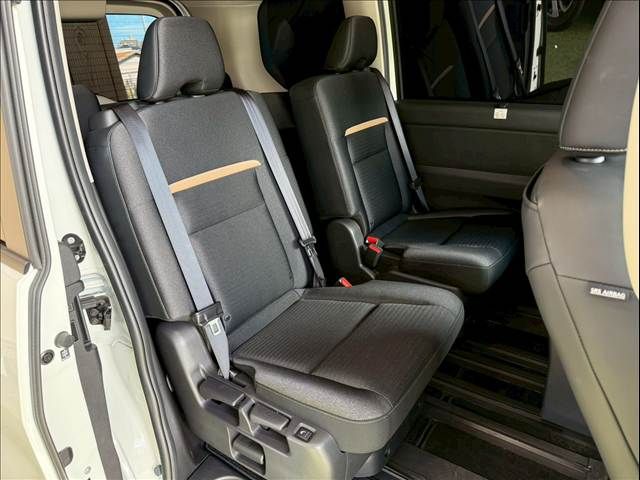 NISSAN SERENA  WG 2023