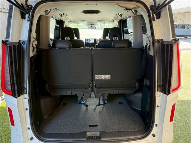 NISSAN SERENA  WG 2023