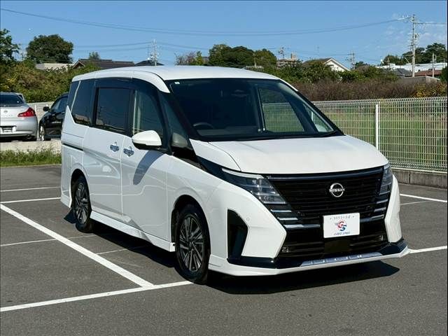 NISSAN SERENA  WG 2023