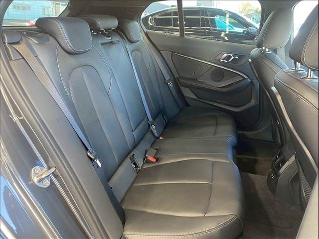 BMW BMW 1series 2021